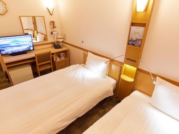 Toyoko Inn Osaka Hankyu Juso-eki Nishi-guchi No.1 : photo 6 de la chambre chambre lits jumeaux - fumeurs