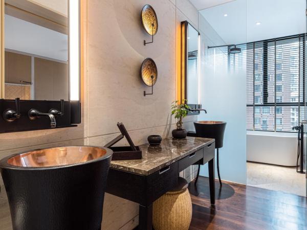 The RuMa Hotel and Residences : photo 2 de la chambre chambre lit king-size deluxe