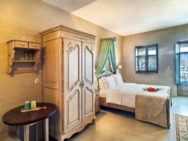 Haones Suites : photo 3 de la chambre suite junior avec balcon