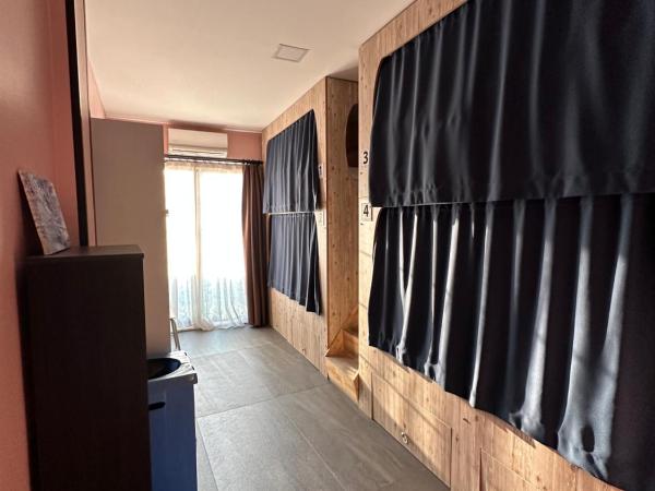 Archeo : photo 8 de la chambre lit dans dortoir pour femmes de 4 lits