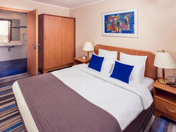 Hotel Mercure Toruń Centrum : photo 5 de la chambre suite deluxe avec canapé