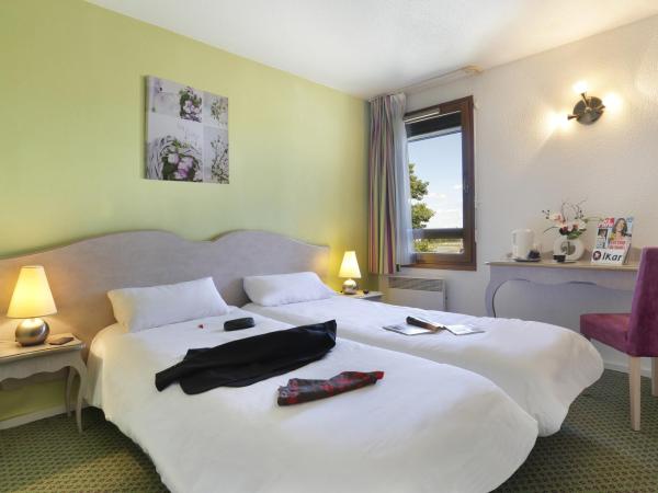 IKAR - Fasthotel Blois : photo 1 de la chambre chambre double ou lits jumeaux