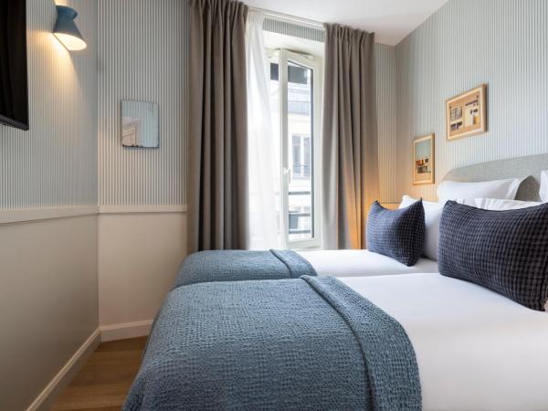 Le Petit Oberkampf Hotel & Spa : photo 1 de la chambre chambre triple classique avec accès spa