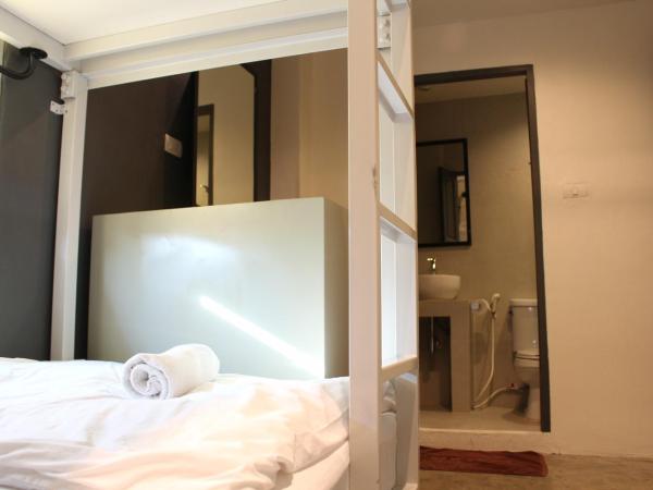 Jam Hostel Bangkok : photo 4 de la chambre lit dans dortoir pour femmes de 4 lits