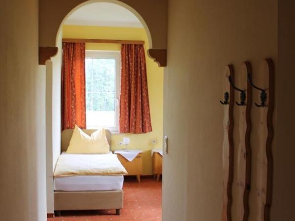 Landhotel Gasthof Eichhof Natters : photo 9 de la chambre chambre double avec petit-déjeuner inclus