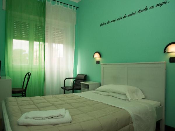 Le Stanze di Boccadasse : photo 2 de la chambre chambre double Économique avec salle de bains privative séparée