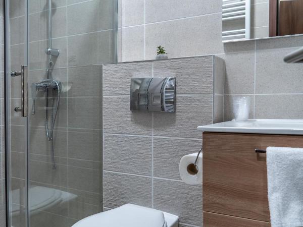 Rózsa Étterem & Panzió : photo 4 de la chambre chambre familiale