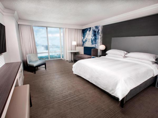 Niagara Falls Marriott on the Falls : photo 1 de la chambre chambre lit king-size premier - vue sur chutes