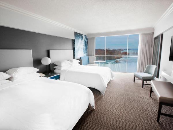 Niagara Falls Marriott on the Falls : photo 2 de la chambre chambre avec 2 lits queen-size - vue sur les chutes - Étage supérieur
