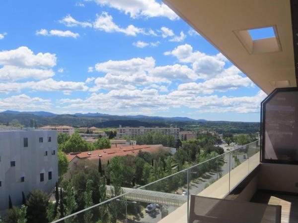 Renaissance Aix-en-Provence Hotel : photo 6 de la chambre chambre lit king-size - vue panoramique sur ville