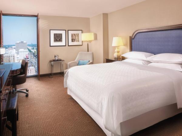 Sheraton New Orleans Hotel : photo 3 de la chambre chambre traditionnelle avec 1 lit king-size