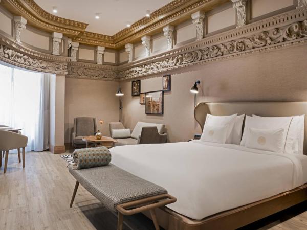 Círculo Gran Vía, Autograph Collection (Adults Only) : photo 4 de la chambre suite junior