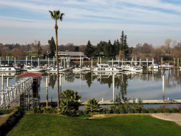 The Westin Sacramento Riverfront Hotel & Spa : photo 9 de la chambre chambre 2 lits doubles avec balcon - vue sur rivière