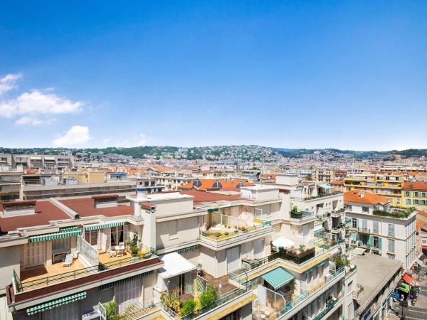 Le Meridien Nice : photo 3 de la chambre chambre lit king-size exécutive – vue sur ville