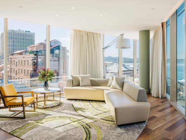 The Tasman, a Luxury Collection Hotel, Hobart : photo 2 de la chambre one-bedroom pavilion larger king suite