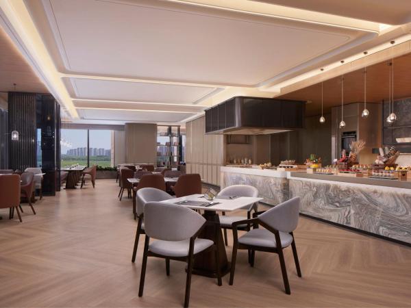 Tianjin Marriott Hotel National Convention and Exhibition Center : photo 10 de la chambre executive king suite - high floor/club lounge access