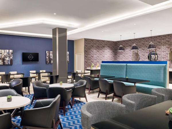 Hotel Chicago Downtown, Autograph Collection : photo 3 de la chambre chambre lit king-size ou lit queen-size standard - Étage du concierge