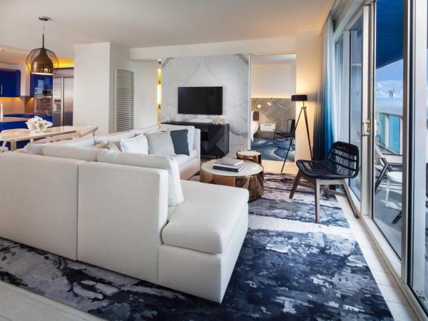 W Fort Lauderdale : photo 3 de la chambre marvelous residential suite, 2 bedrooms, 2 king beds, 1 sofa bed, partial ocean view, balcony