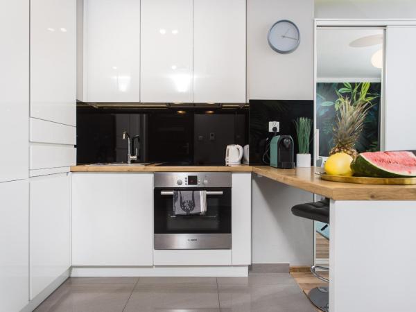 InPoint Apartments G13 near Old Town & Kazimierz : photo 4 de la chambre studio de luxe avec balcon