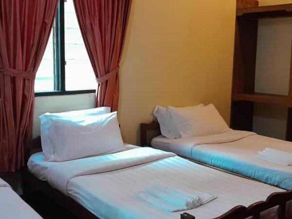 Kinabatangan Wildlife Lodge : photo 1 de la chambre chambre familiale