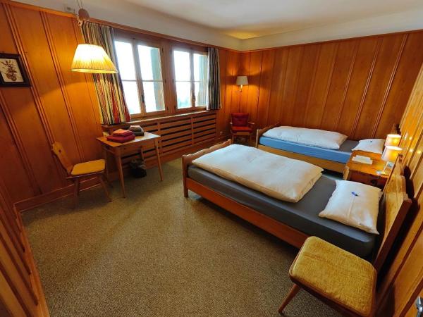 Arche de Noé B&B : photo 1 de la chambre chambre double avec salle de bains commune - rez-de-chaussée