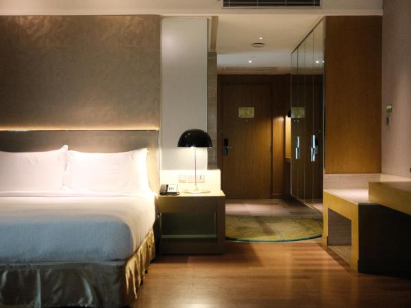 Holiday Inn New Delhi International Airport, an IHG Hotel : photo 3 de la chambre suite junior avec lit king-size - fumeurs