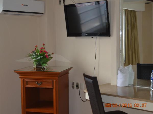 Hotel Impala -Atras del ADO : photo 3 de la chambre chambre lit king-size