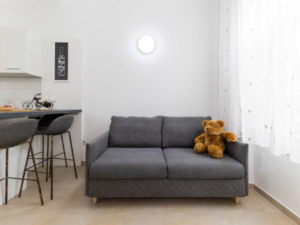 Apartments & Rooms Kolovare Beach : photo 4 de la chambre studio