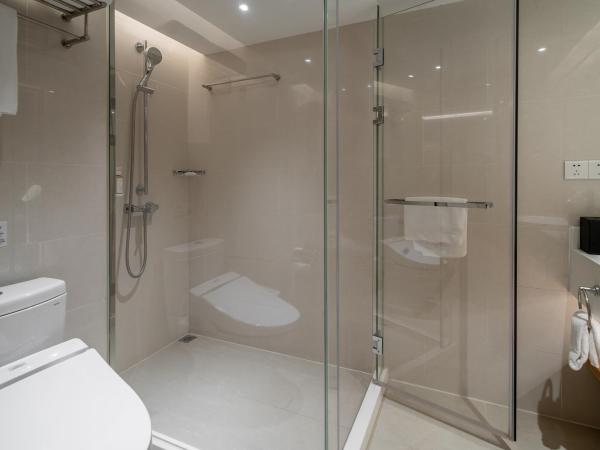 Holiday Inn Shanghai Hongqiao Central, an IHG Hotel : photo 3 de la chambre suite 2 chambres