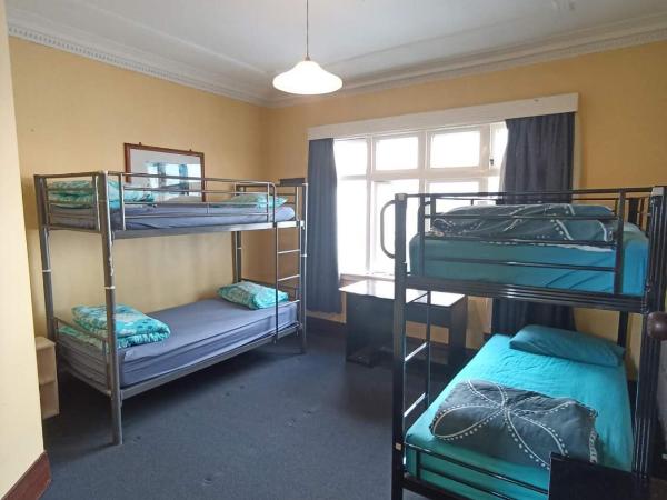 Rotorua Central Backpackers : photo 3 de la chambre lit dans un dortoir de 4 lits