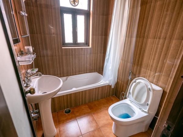 Hotel Ganesh Himal : photo 5 de la chambre chambre deluxe double ou lits jumeaux