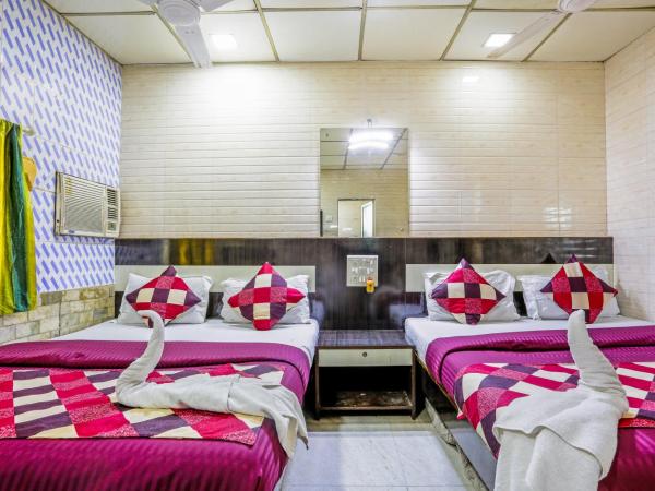 Terminus Hotel Bandra : photo 2 de la chambre chambre quadruple en duplex