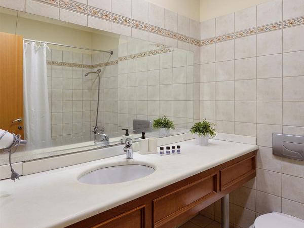 Le Palace Hotel : photo 10 de la chambre chambre supérieure