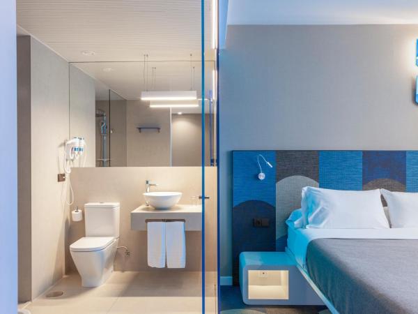 Hotel Macià Sevilla Kubb : photo 4 de la chambre chambre double avec terrasse