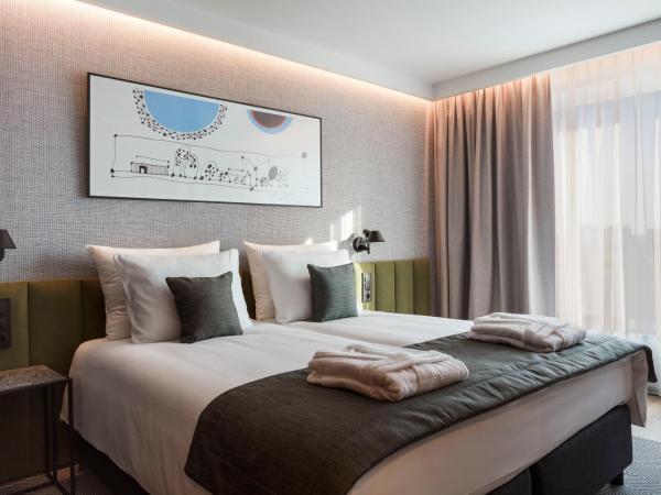 Q Hotel Plus Wrocław Bielany : photo 3 de la chambre chambre double standard