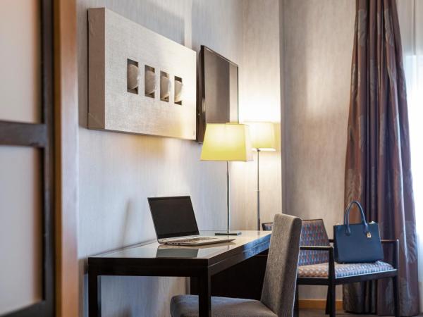 Hotel Macià Real De La Alhambra : photo 7 de la chambre chambre double ou lits jumeaux