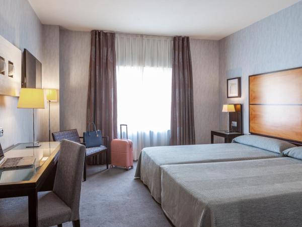 Hotel Macià Real De La Alhambra : photo 2 de la chambre chambre double ou lits jumeaux