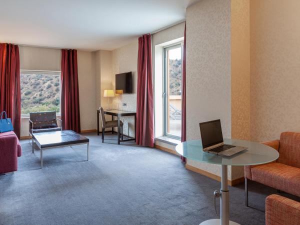 Hotel Macià Real De La Alhambra : photo 6 de la chambre suite junior (2 adultes + 2 enfants)