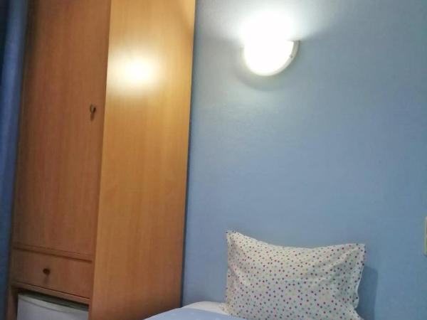 Residencia Vale Formoso : photo 3 de la chambre chambre simple