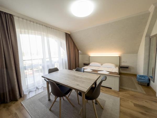 Járja Panzió : photo 7 de la chambre chambre quadruple