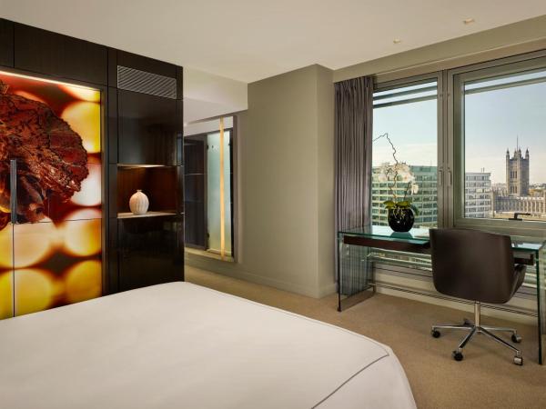 Park Plaza Westminster Bridge London : photo 2 de la chambre suite familiale 1 chambre