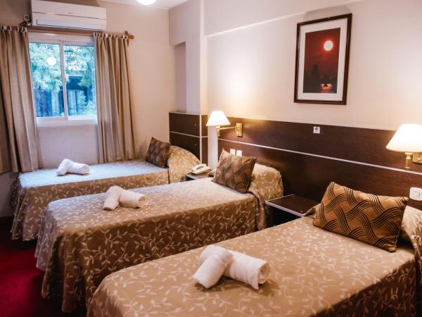 Hotel Pacífico : photo 2 de la chambre chambre triple standard