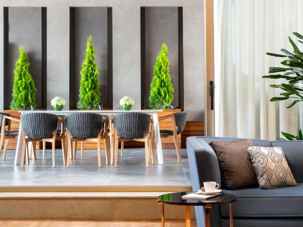 The Ritz-Carlton, Istanbul at the Bosphorus : photo 3 de la chambre suite lit king-size présidentielle avec terrasse et bain à remous - vue sur le bosphore, accès au club lounge