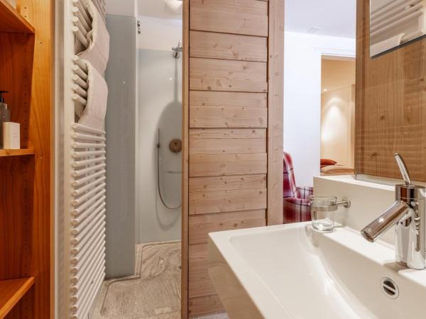 Blatter's Arosa Hotel & Bella Vista SPA : photo 5 de la chambre suite junior avec balcon