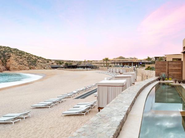 Montage Los Cabos : photo 2 de la chambre suite lit king-size - vue sur océan