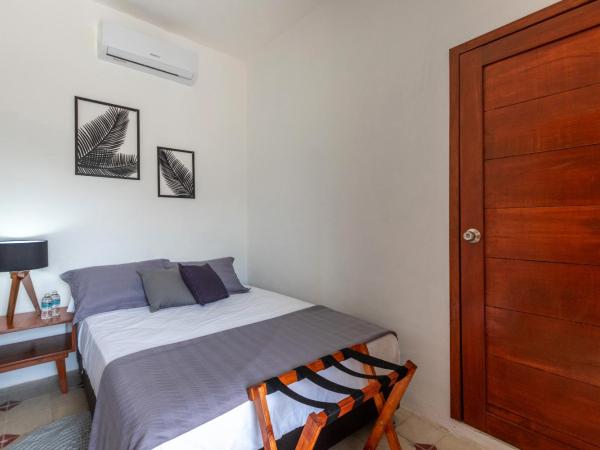 Mérida 62 : photo 2 de la chambre chambre double