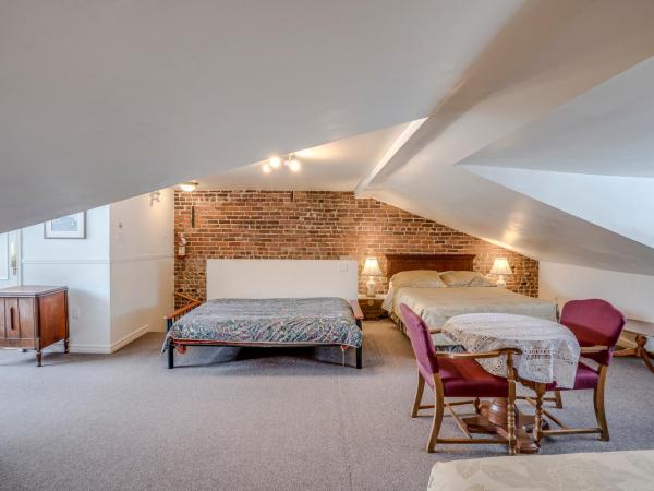 B&B Manoir Mon Calme : photo 7 de la chambre chambre avec 2 grands lits queen-size