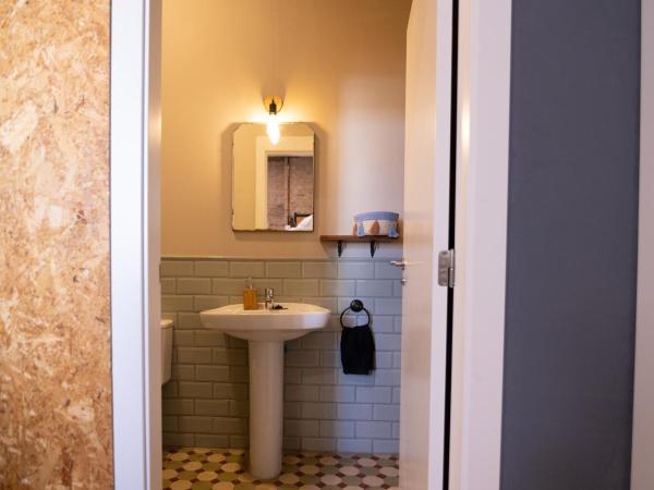 Bird House : photo 1 de la chambre chambre quadruple avec salle de bains privative