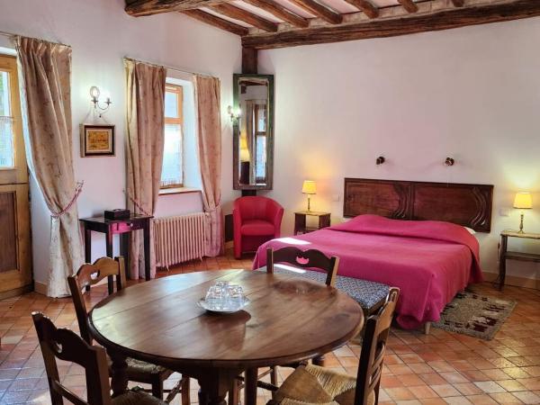 Manoir de la Maison Blanche : photo 2 de la chambre chambre triple confort avec douche