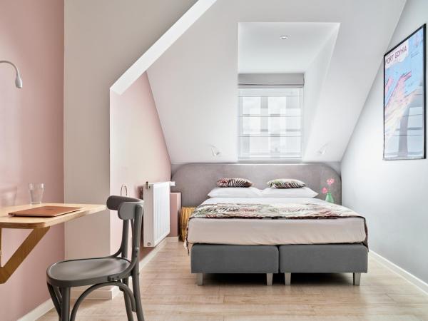 HOLA GDYNIA : photo 3 de la chambre chambre double Économique